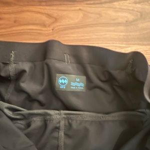 Janji Half Tight Black Medium